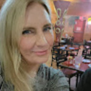 Meet your Posher, Elyce